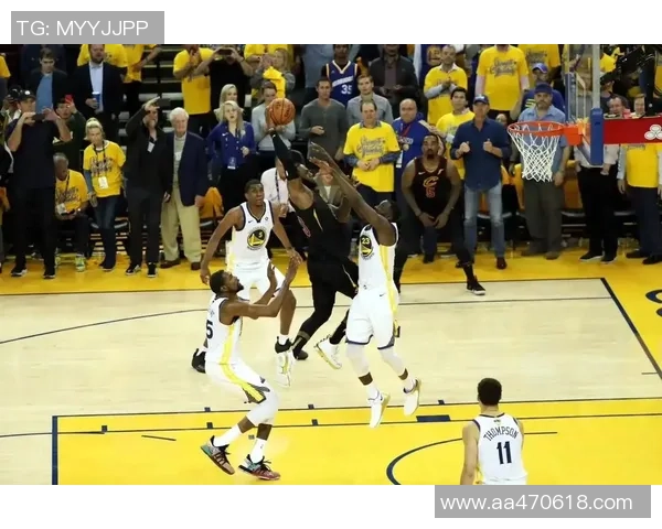 NBA季后赛首轮精彩对决全程回顾与精彩瞬间分析 NBA季后赛首轮精彩对决全程回顾与精彩瞬间分析